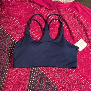 Fabletics NWT Women's Navy Blue Sports Bra